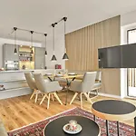 The - Alpine B4 By Aa Homes