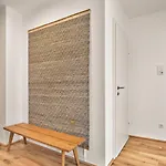 Apartment The - Alpine B4 By Aa Homes