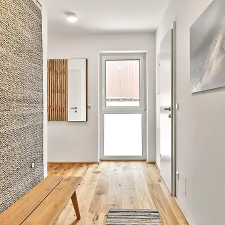 Apartment The - Alpine B4 By Aa Homes *