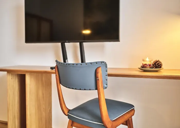 The - Alpine B4 By Aa Homes